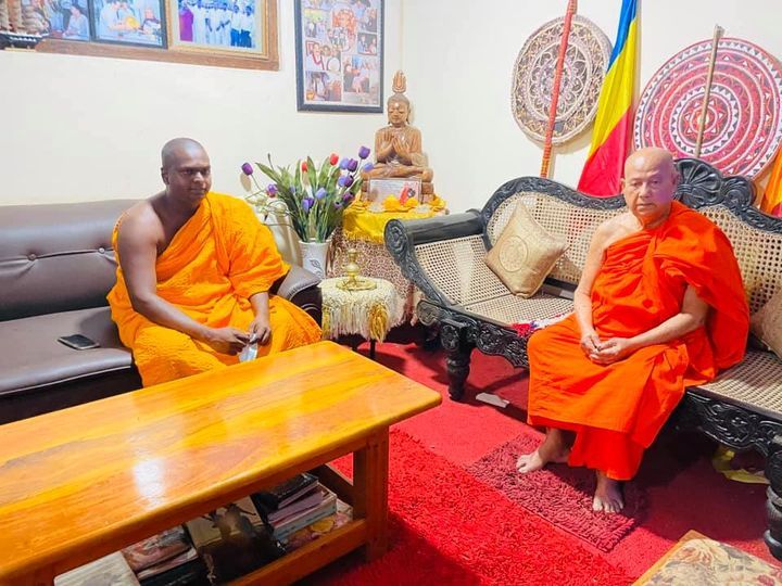තිත්තගල්ලේ ආනන්දසිරි හිමි, පොළොන්නරුව නැගෙනහිර තමන්කඩුව දෙපළාතේ ප්‍රධාන සංඝනායක මුණගැසුණා.